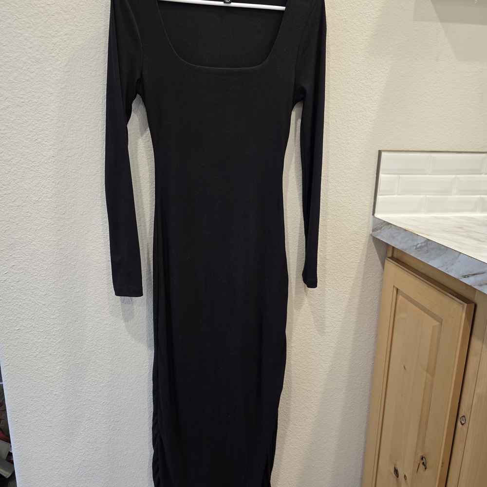 Elegant Black Long Sleeve Dress